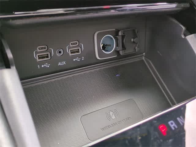 Thumbnail: 2025 Jeep Grand Cherokee - 33