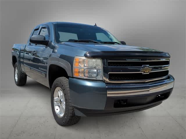 Thumbnail: 2008 Chevrolet Silverado 1500 - 2