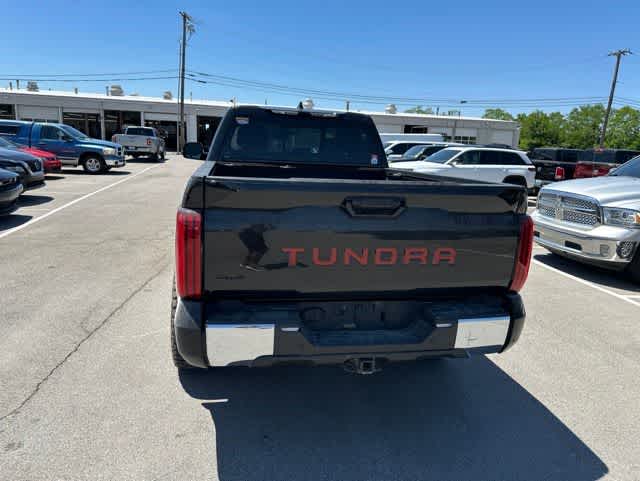 Thumbnail: 2022 Toyota Tundra - 18