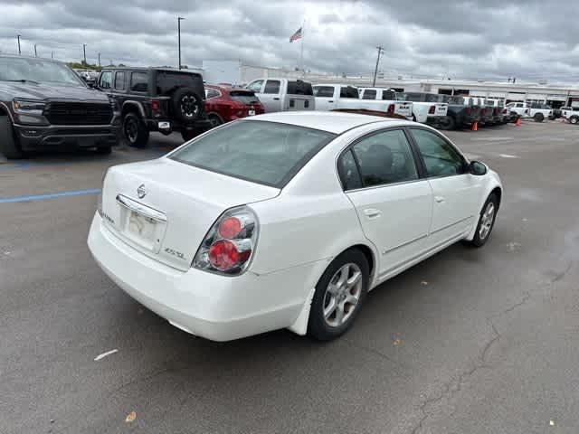 Thumbnail: 2005 Nissan Altima - 19
