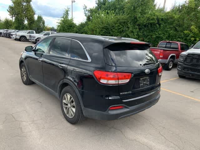 Thumbnail: 2016 Kia Sorento - 21