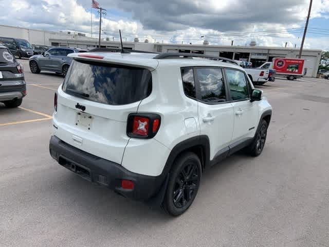 Thumbnail: 2019 Jeep Renegade - 18