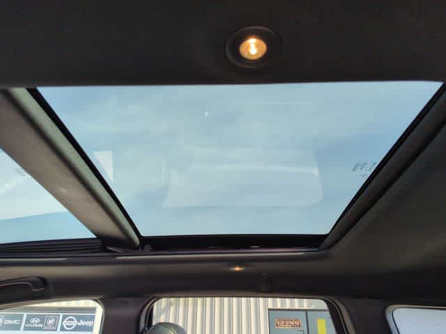 Thumbnail: 2016 Jeep Grand Cherokee - 22