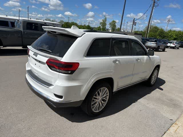 Thumbnail: 2017 Jeep Grand Cherokee - 24