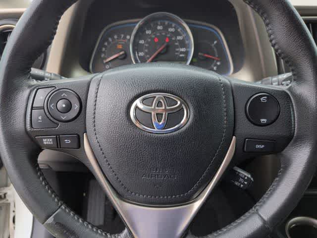 Thumbnail: 2013 Toyota RAV4 - 23