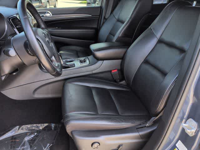 Thumbnail: 2020 Jeep Grand Cherokee - 16