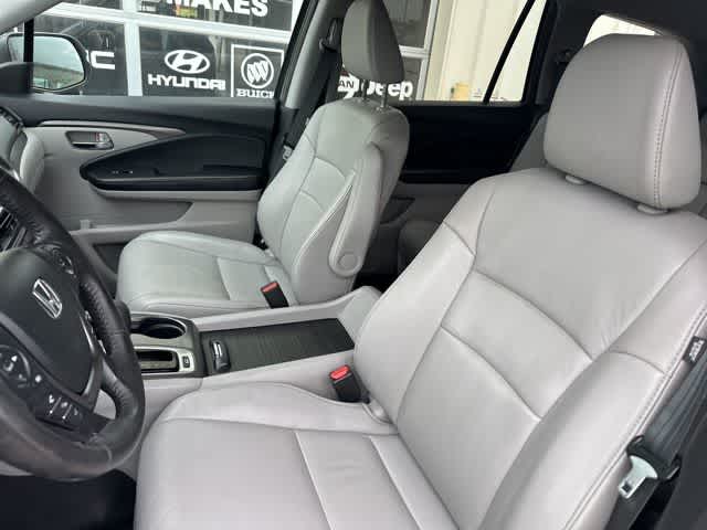 Thumbnail: 2018 Honda Pilot - 4