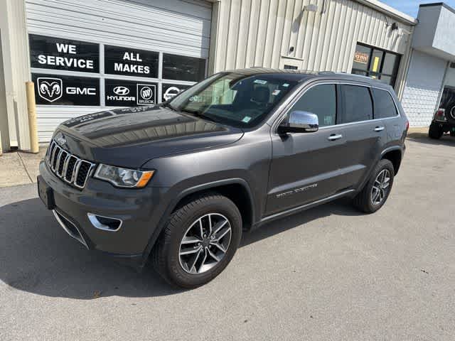 Thumbnail: 2019 Jeep Grand Cherokee - 12