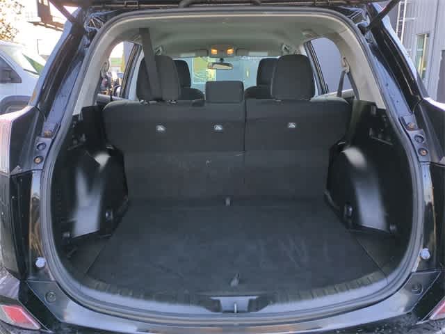 Thumbnail: 2016 Toyota RAV4 - 35