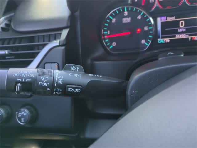 Thumbnail: 2018 Chevrolet Tahoe - 25