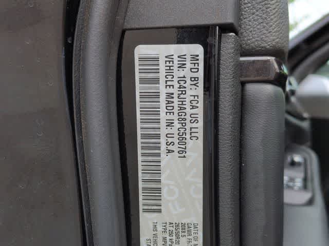 Thumbnail: 2023 Jeep Grand Cherokee - 34