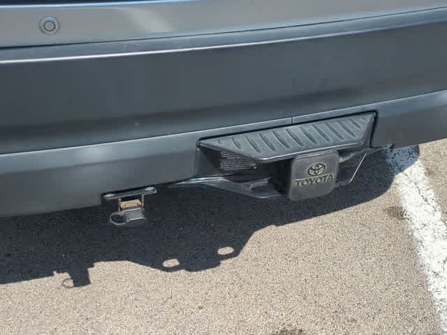 Thumbnail: 2016 Toyota Highlander - 36