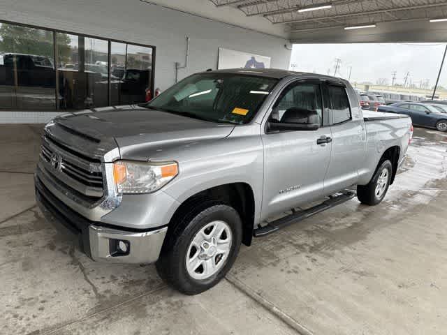 Thumbnail: 2016 Toyota Tundra - 13