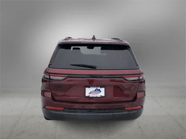 Thumbnail: 2023 Jeep Grand Cherokee - 5