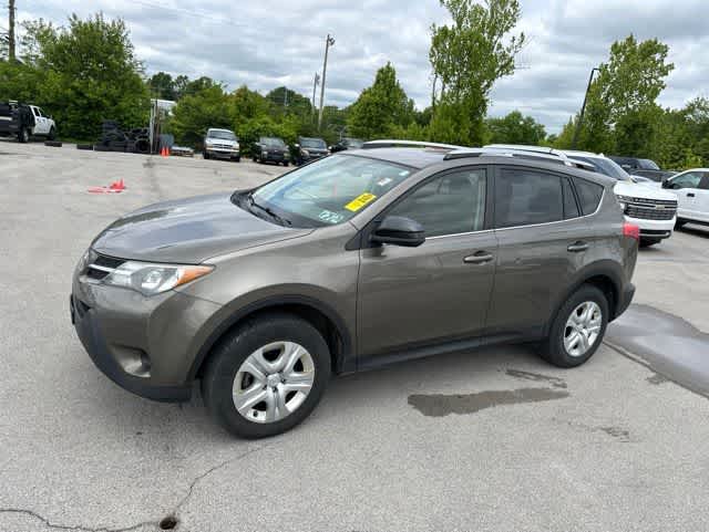Thumbnail: 2014 Toyota RAV4 - 11