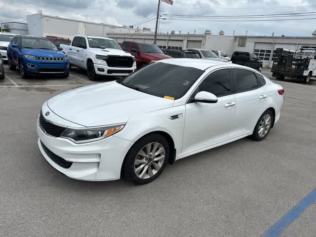 Thumbnail: 2018 Kia Optima - 14