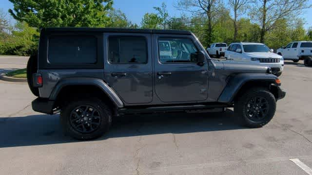 Thumbnail: 2026 Jeep Wrangler - 9