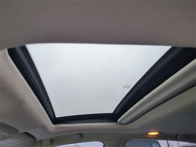 Thumbnail: 2013 Nissan Altima - 18