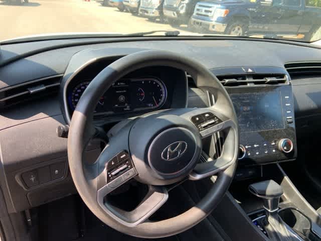 Thumbnail: 2022 Hyundai Tucson - 4