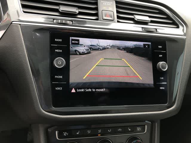 Thumbnail: 2019 Volkswagen Tiguan - 19