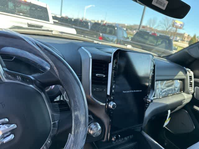 Thumbnail: 2026 RAM 1500 - 3