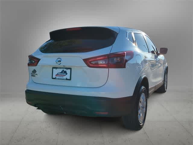 Thumbnail: 2020 Nissan Rogue Sport - 8