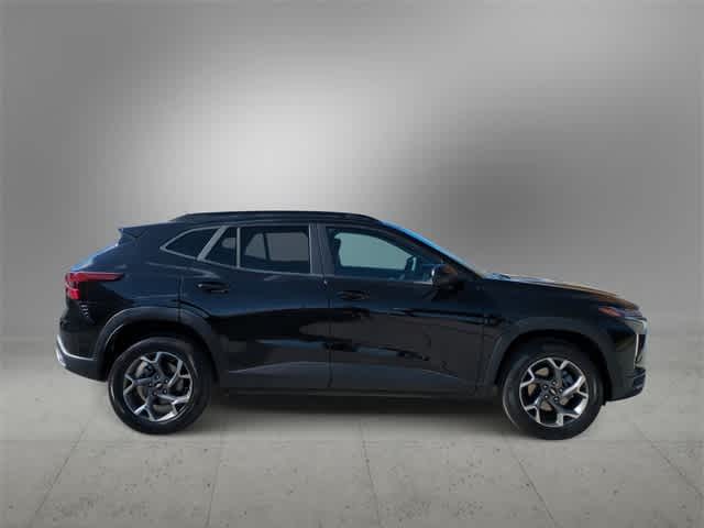 Thumbnail: 2025 Chevrolet Trax - 9