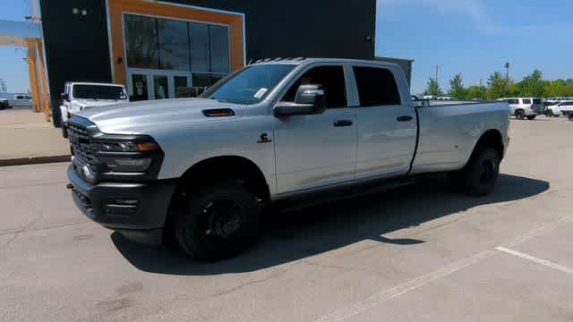 Thumbnail: 2026 RAM 3500 - 4