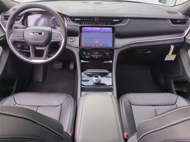 Thumbnail: 2025 Jeep Grand Cherokee L - 16