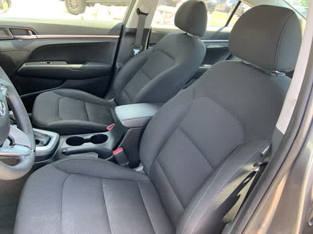Thumbnail: 2019 Hyundai Elantra - 4