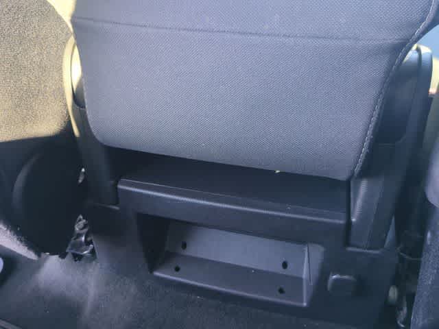 Thumbnail: 2016 Chevrolet Silverado 1500 - 38