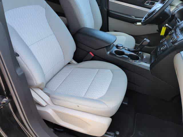 Thumbnail: 2018 Ford Explorer - 21