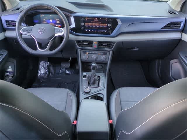 Thumbnail: 2022 Volkswagen Taos - 16