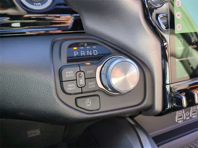 Thumbnail: 2026 RAM 1500 - 33