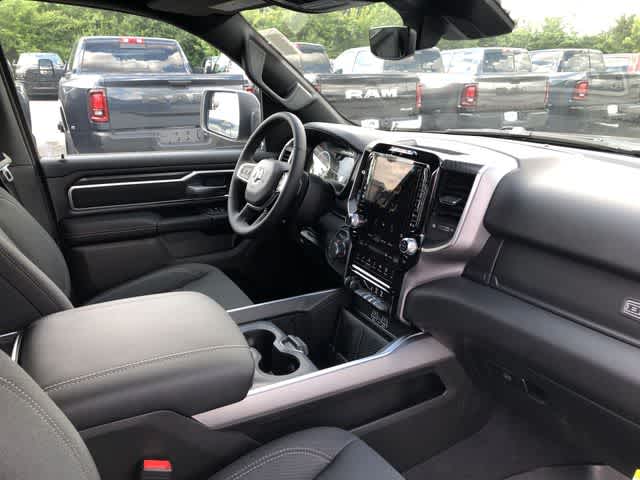 Thumbnail: 2026 RAM 1500 - 32