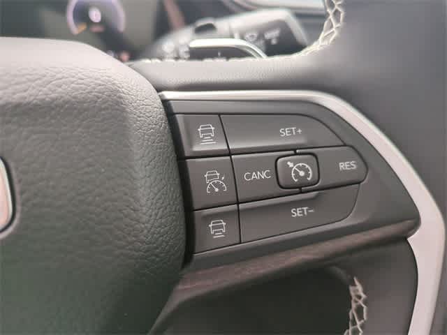 Thumbnail: 2025 Jeep Grand Cherokee - 27