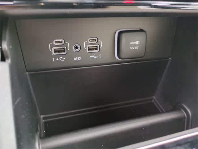 Thumbnail: 2025 Jeep Grand Cherokee - 34