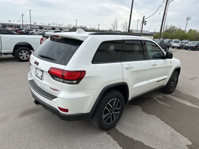 Thumbnail: 2021 Jeep Grand Cherokee - 18