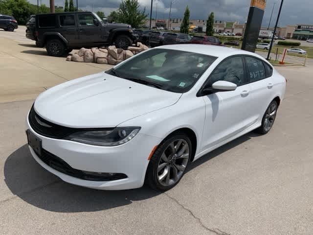 Thumbnail: 2015 Chrysler 200 - 9