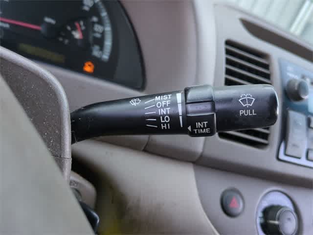 Thumbnail: 2002 Toyota Camry - 25