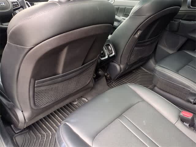 Thumbnail: 2021 Kia Sorento - 19