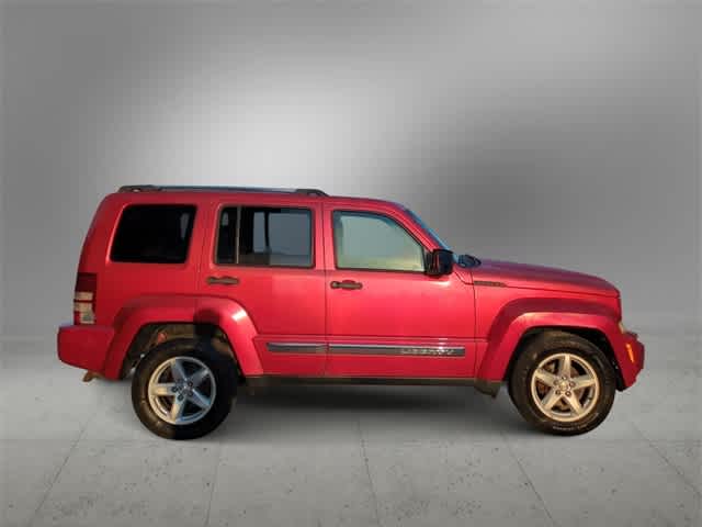 Thumbnail: 2010 Jeep Liberty - 8