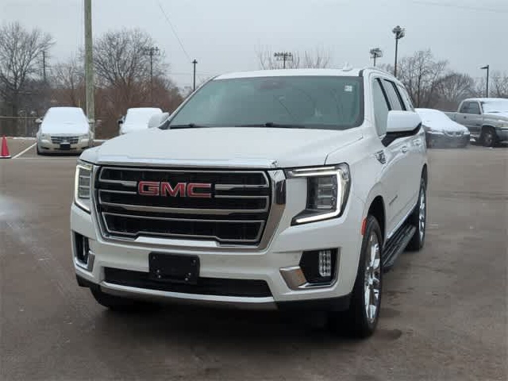 Used 2023 GMC Yukon SLT SUV