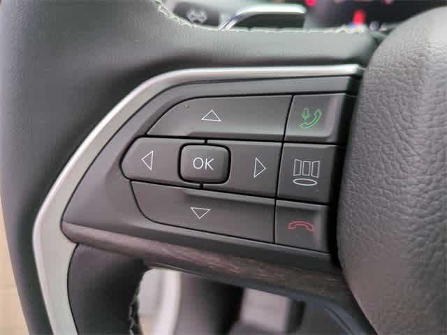 Thumbnail: 2025 Jeep Grand Cherokee - 26