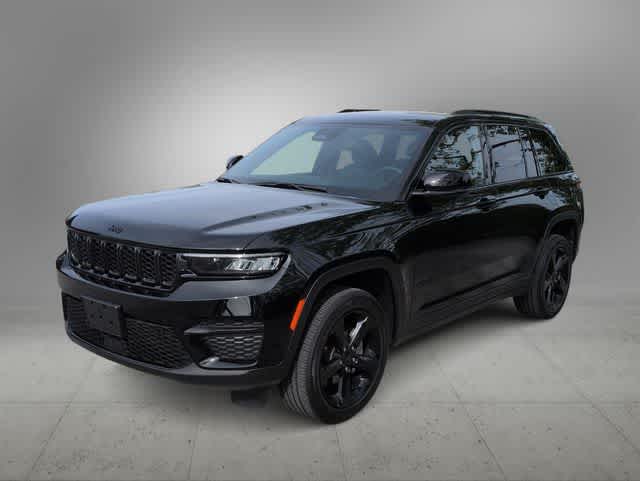 Thumbnail: 2023 Jeep Grand Cherokee - 4
