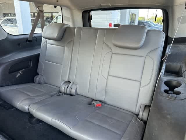 Thumbnail: 2015 Chevrolet Suburban - 10