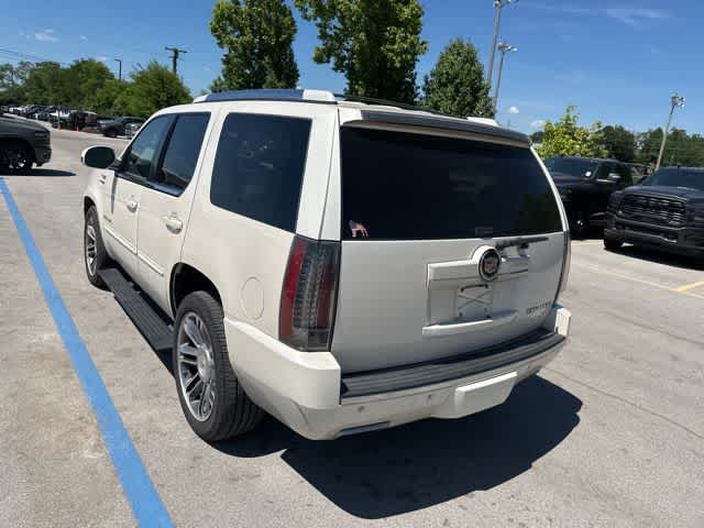 Thumbnail: 2013 Cadillac Escalade - 19