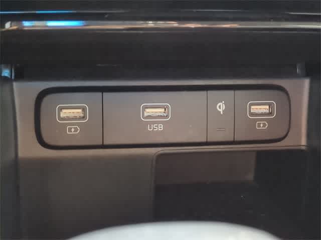 Thumbnail: 2021 Kia Sorento - 34