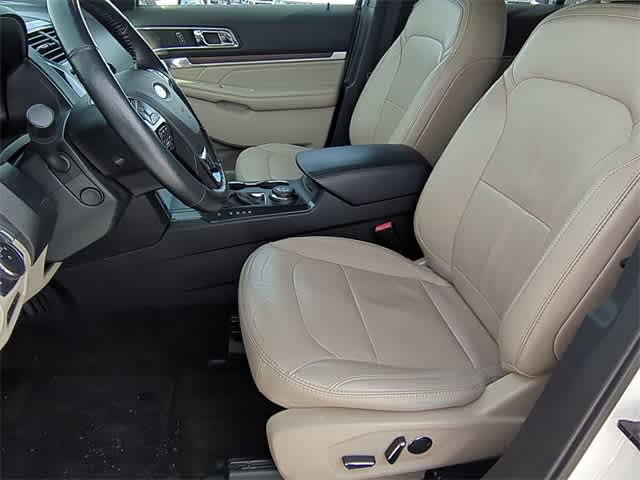 Thumbnail: 2018 Ford Explorer - 17