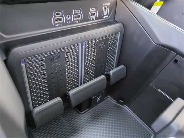 Thumbnail: 2026 RAM 1500 - 32